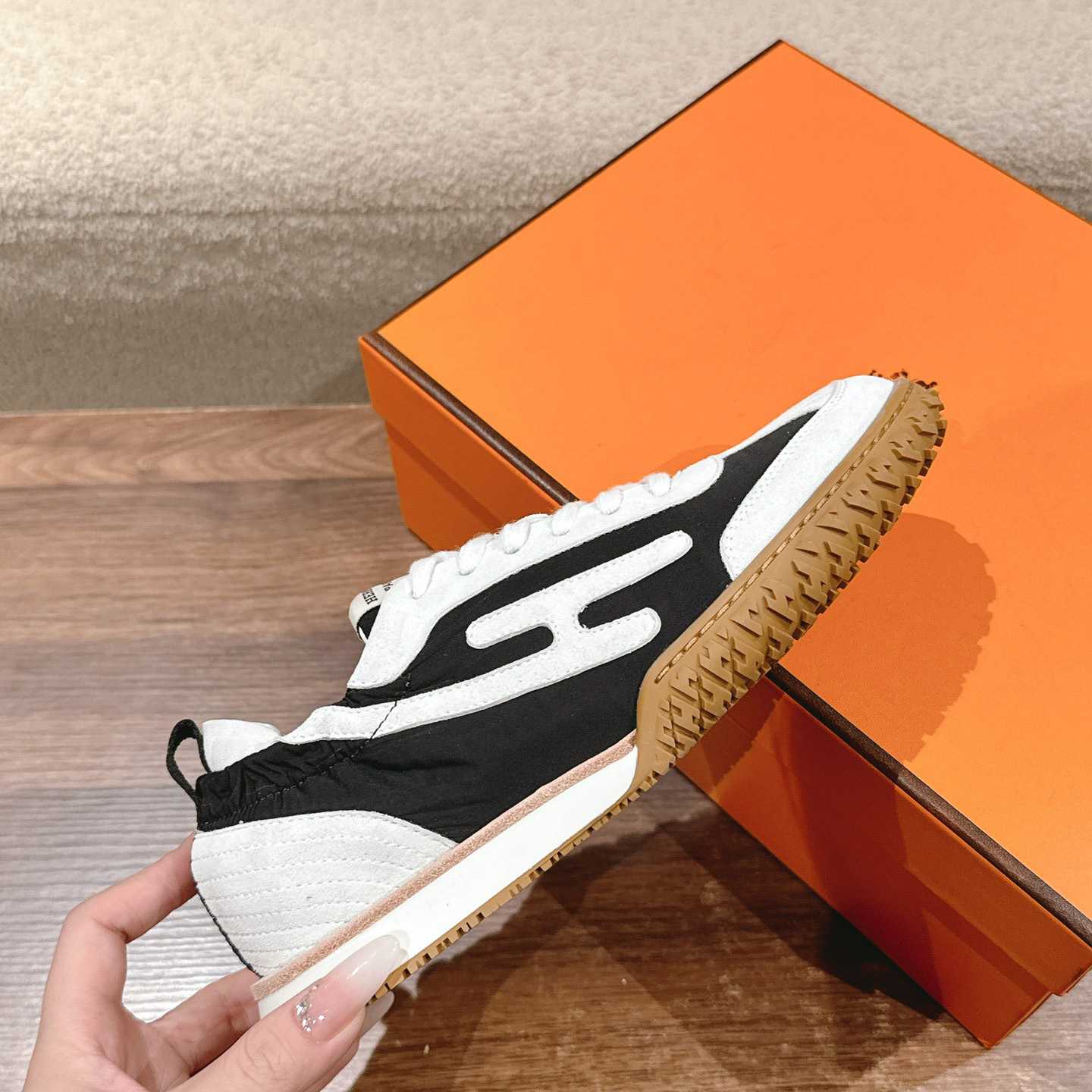 Hermes Jet Sneaker - DopestKickz