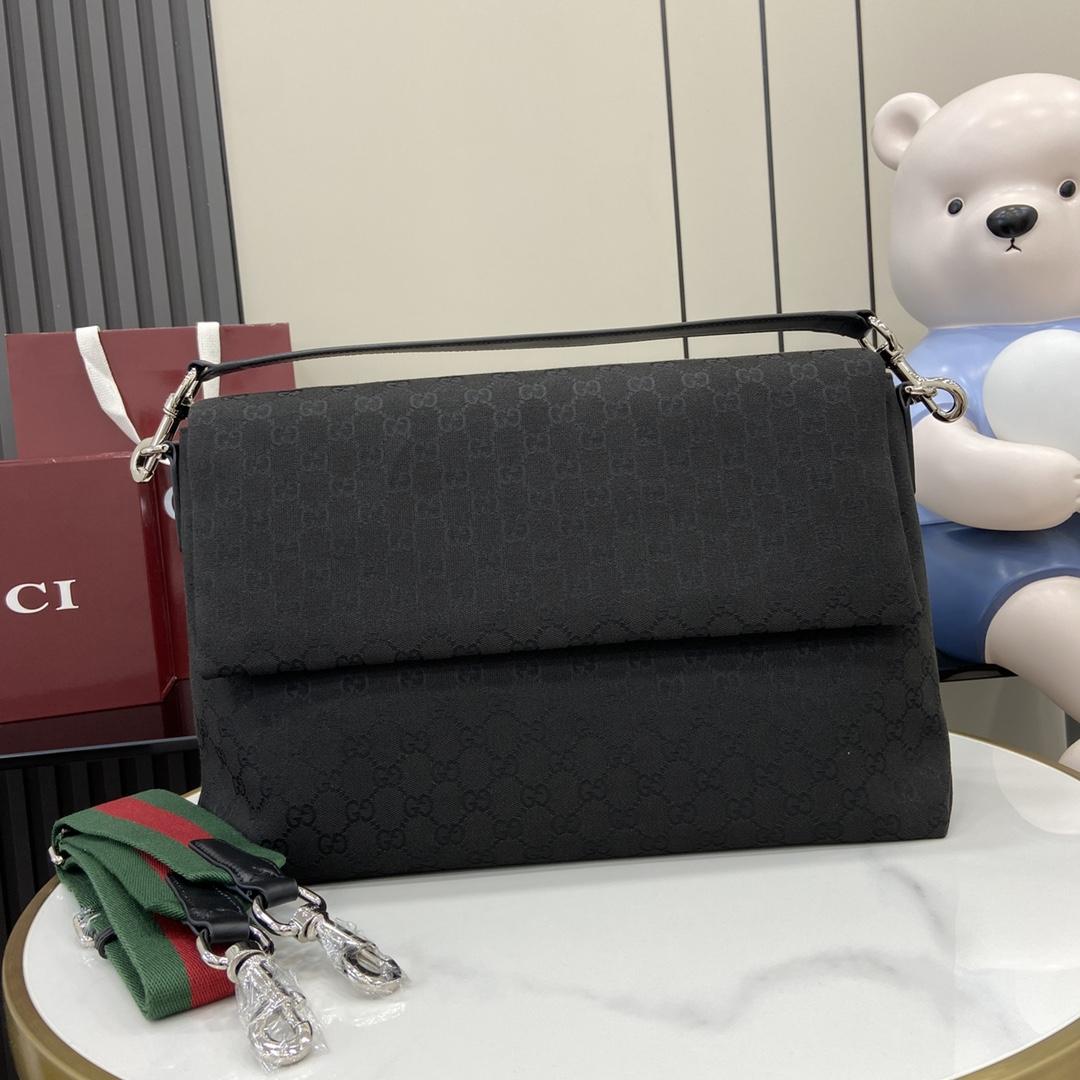 Gucci Medium GG Crossbody Bag With Web - DopestKickz