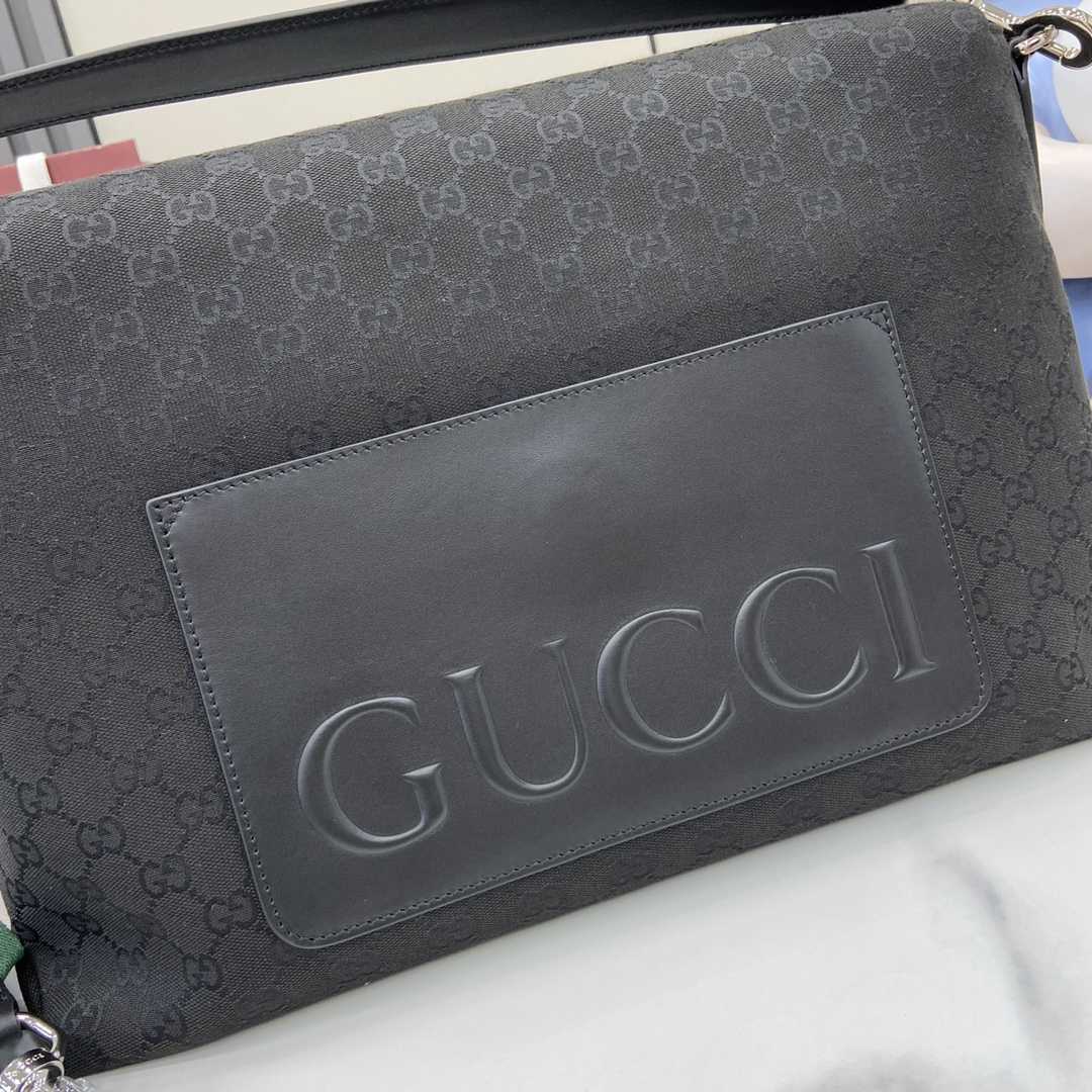 Gucci Medium GG Crossbody Bag With Web - DopestKickz