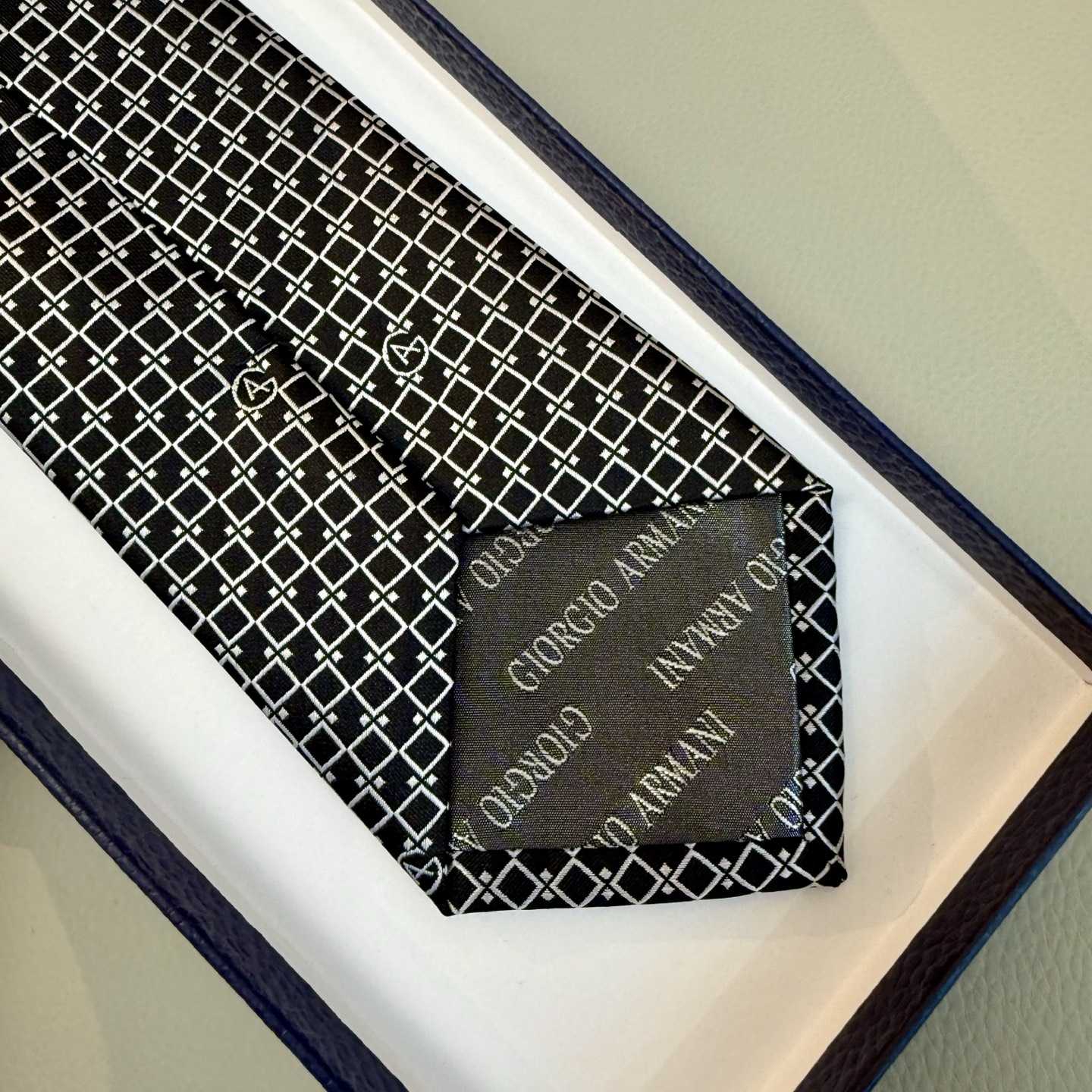 Hermes Maillons Vagues Tie - DopestKickz