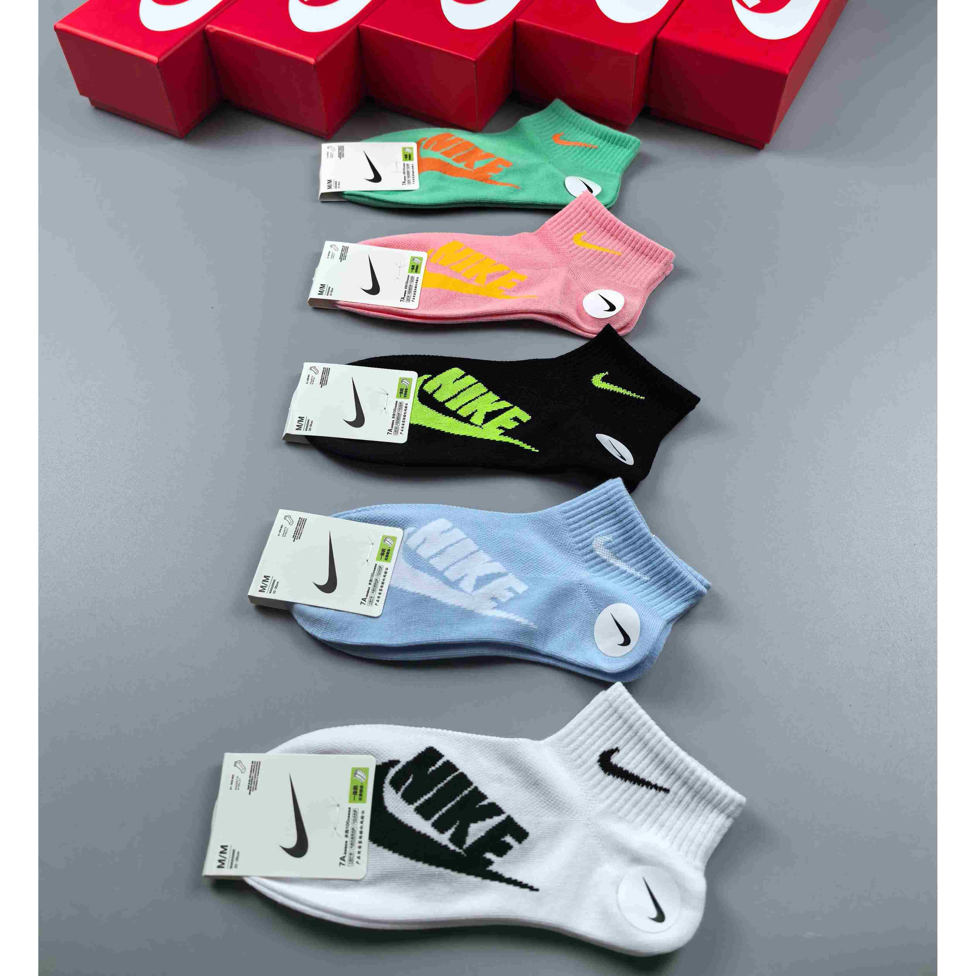 Nike Socks /Box - DopestKickz