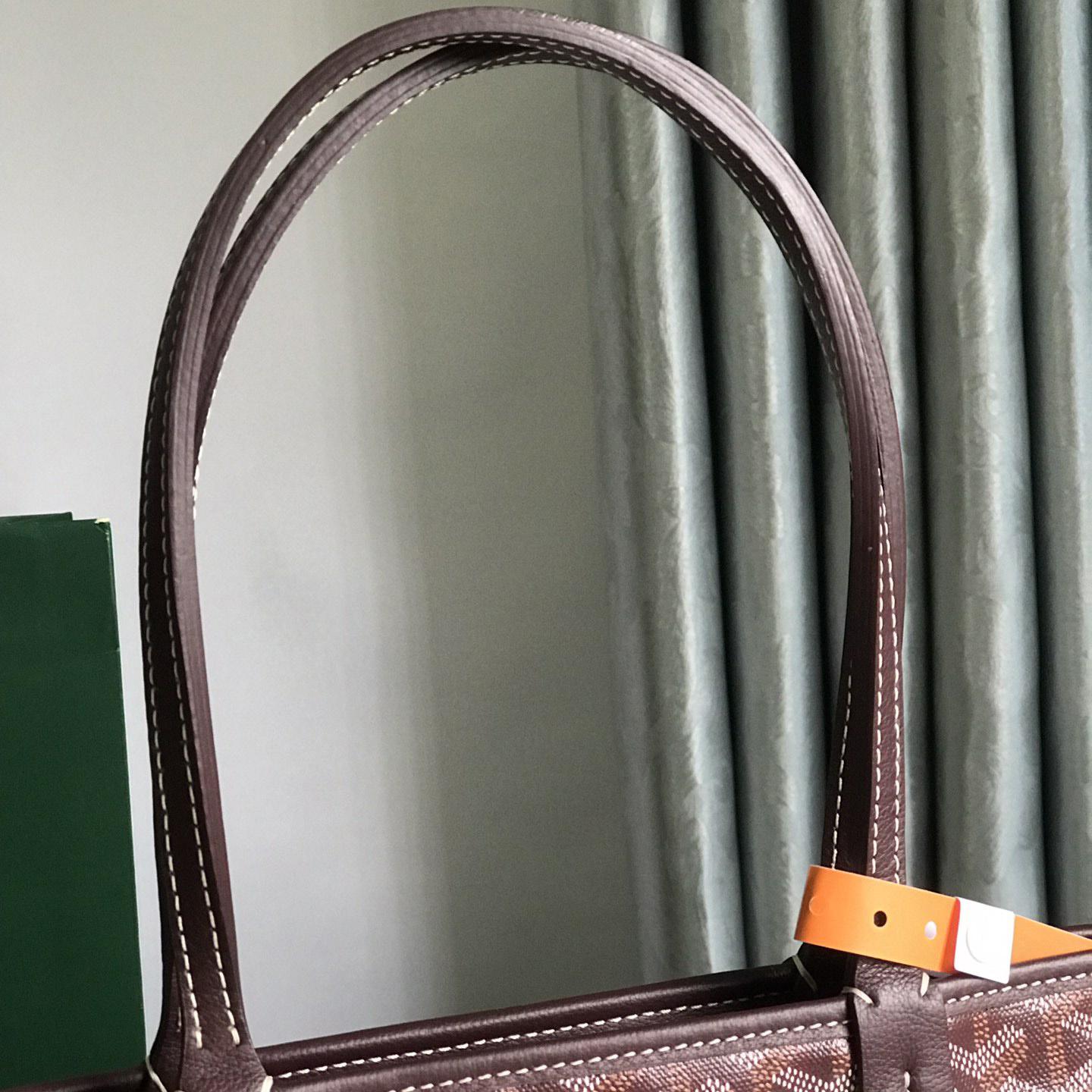 Goyard Saint Louis PM Bag - DopestKickz