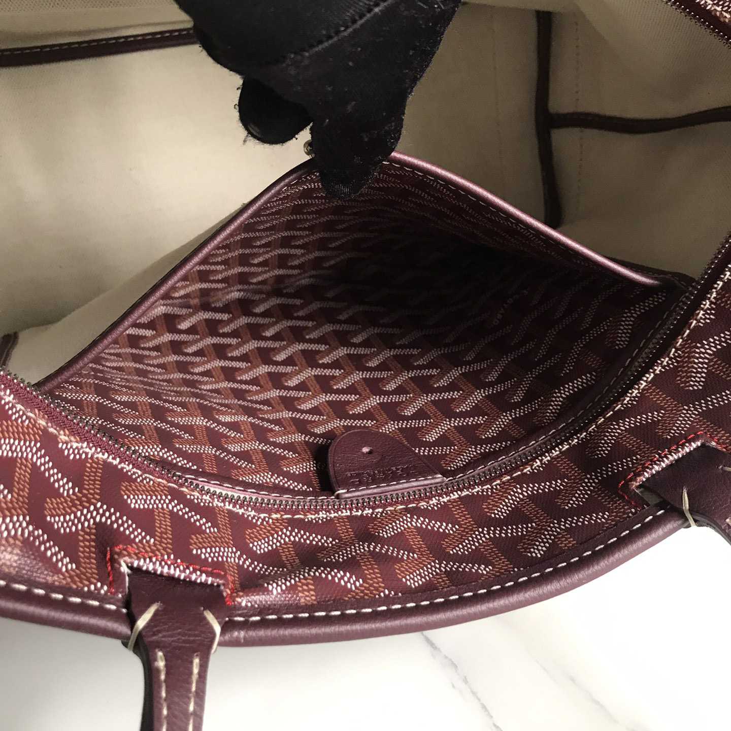 Goyard Saint Louis PM Bag - DopestKickz