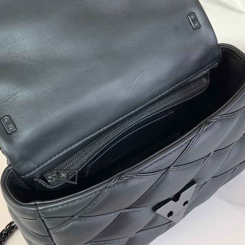 Louis Vuitton GO-14 MM  M25046 - DopestKickz