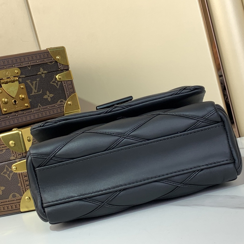 Louis Vuitton GO-14 MM  M25046 - DopestKickz