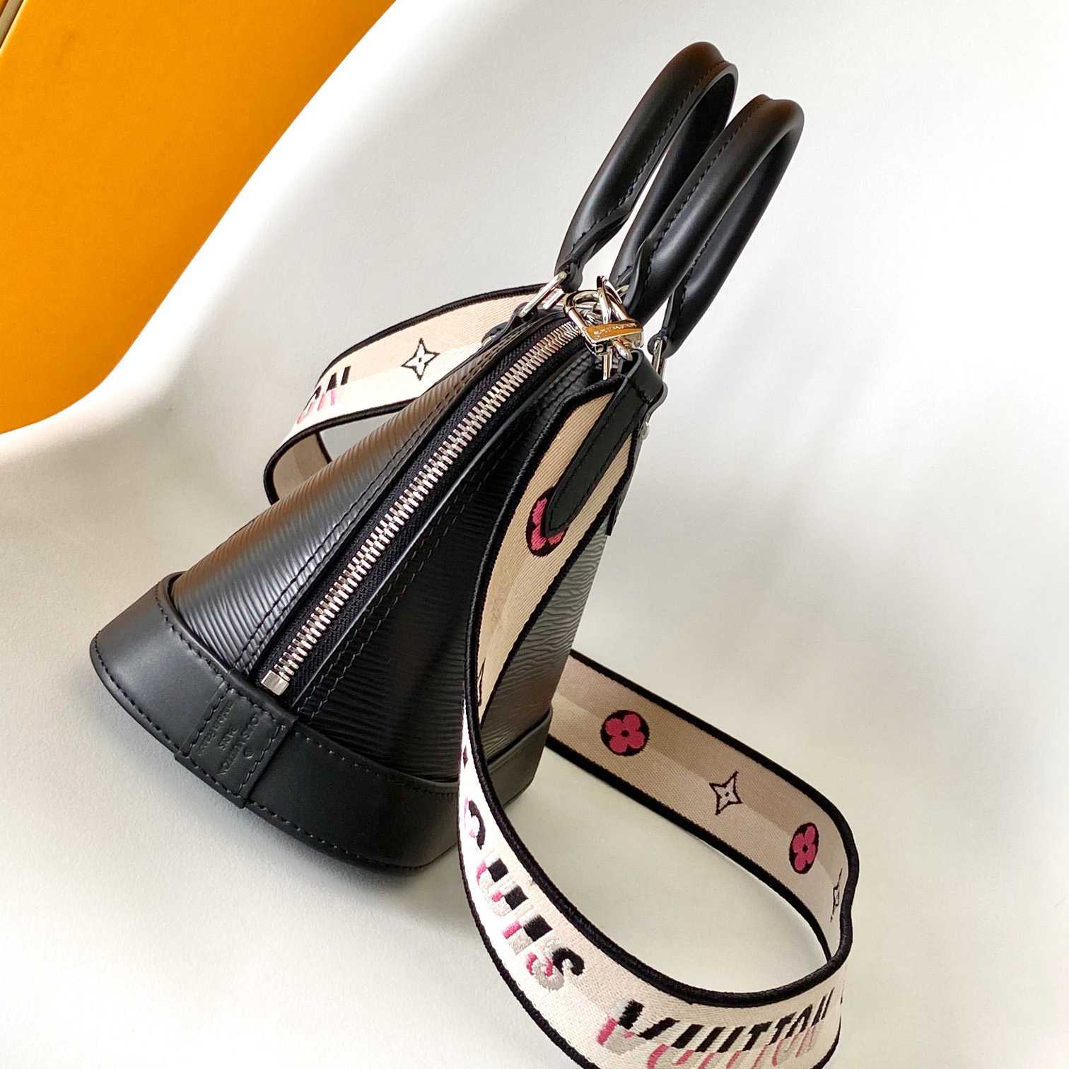 Louis Vuitton Alma BB   M59217 - DopestKickz