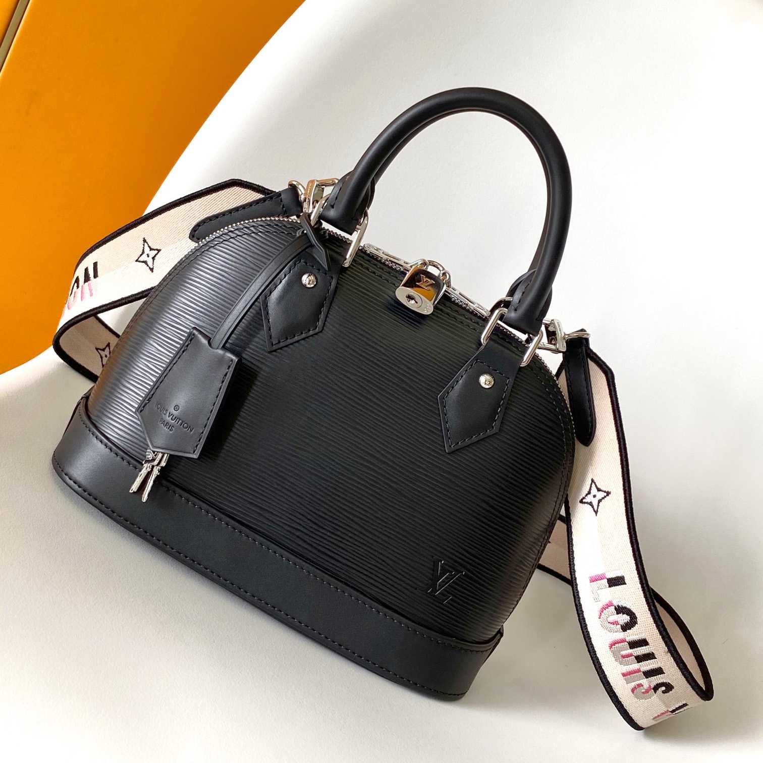 Louis Vuitton Alma BB   M59217 - DopestKickz