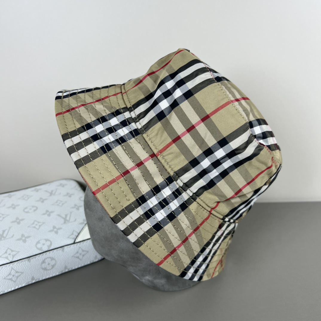 Burberry Check Bucket Hat - DopestKickz