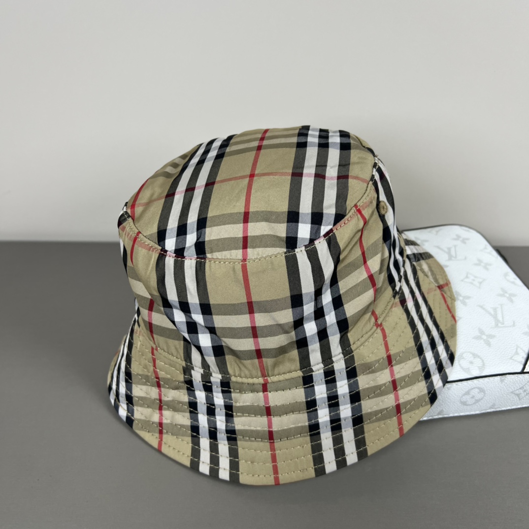 Burberry Check Bucket Hat - DopestKickz