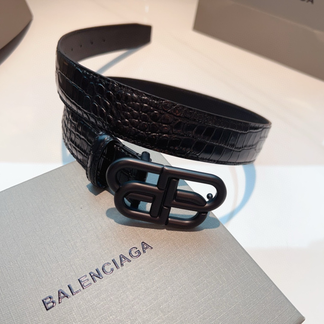 Balenciaga Leather Belt - DopestKickz
