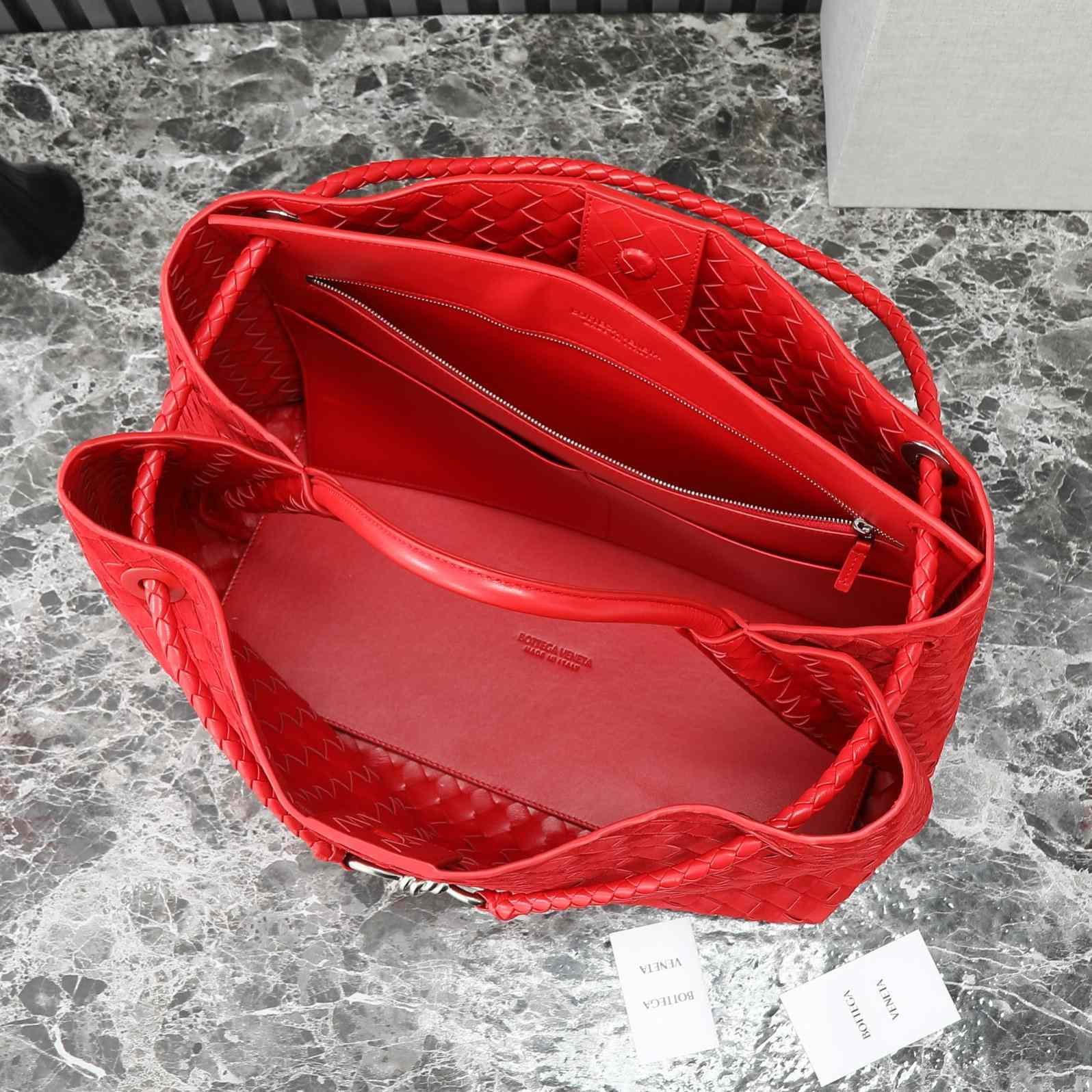 Bottega Veneta Large Andiamo Intrecciato Suede Tote    - DopestKickz