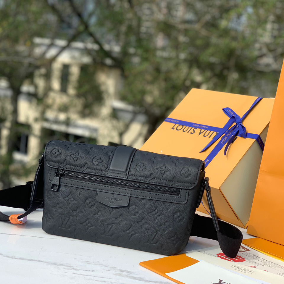  Louis Vuitton S-Cape Messenger    M23741 - DopestKickz