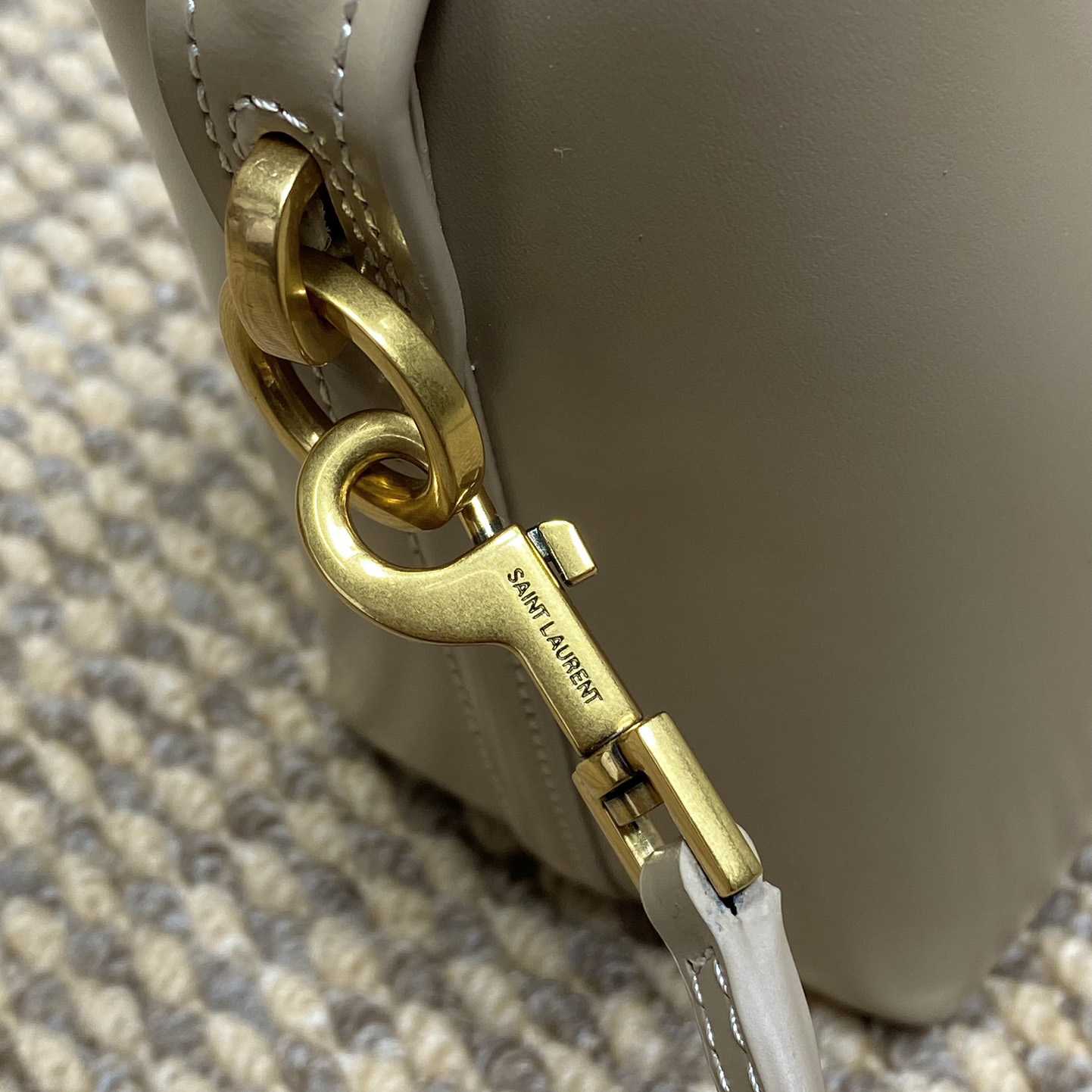 Saint Laurent Le 37 Mini In Shiny Leather - DopestKickz