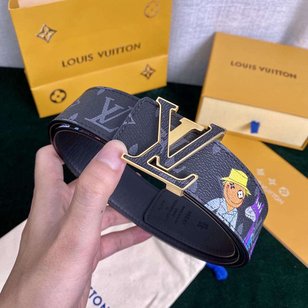 Louis Vuitton Reversible Belt    40mm - DopestKickz