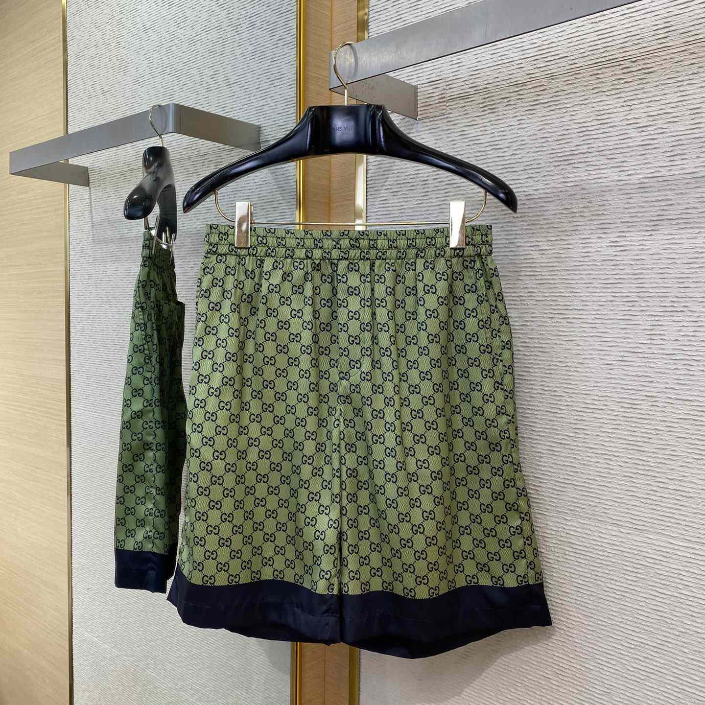 Gucci GG Horsebit Print Silk Twill Short - DopestKickz