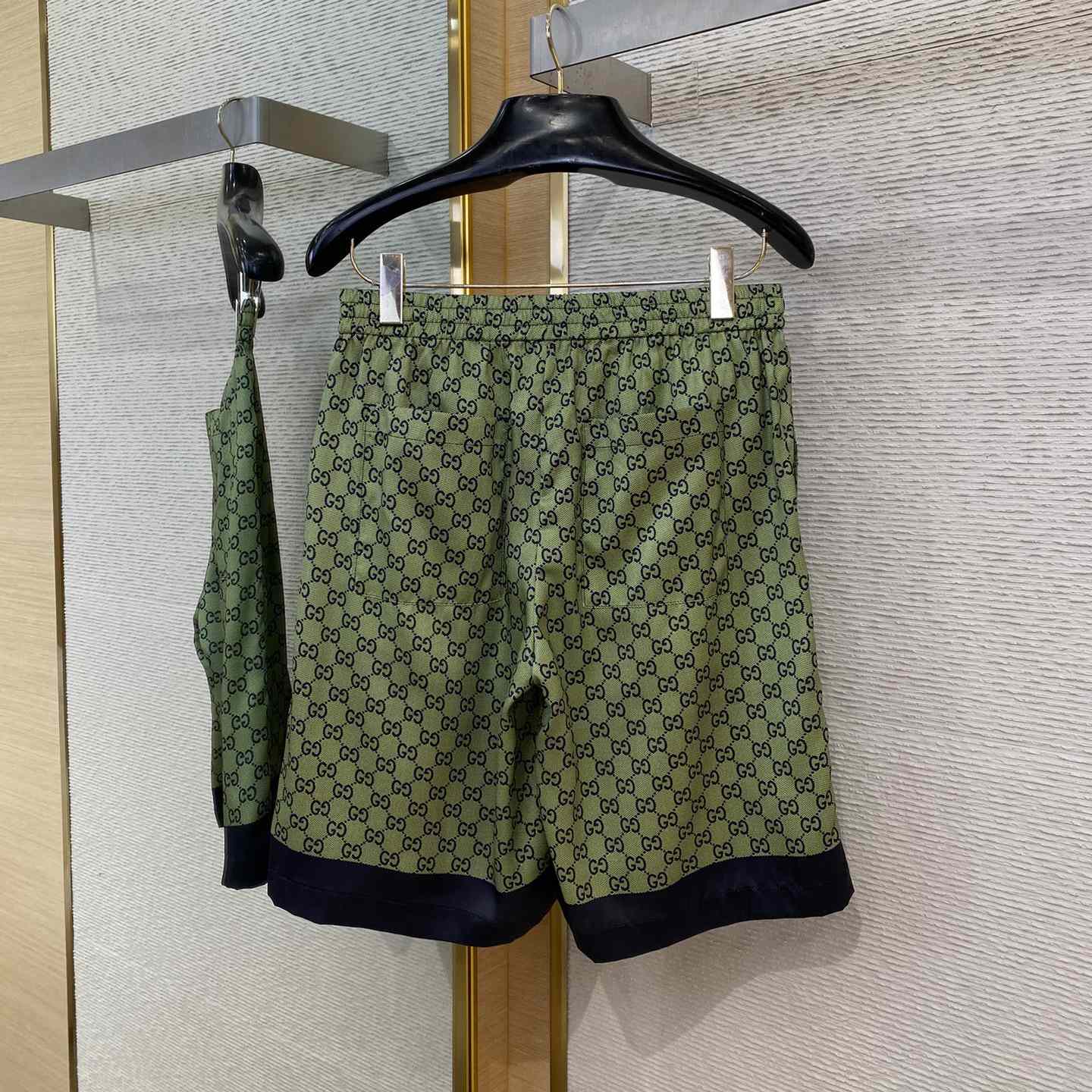 Gucci GG Horsebit Print Silk Twill Short - DopestKickz