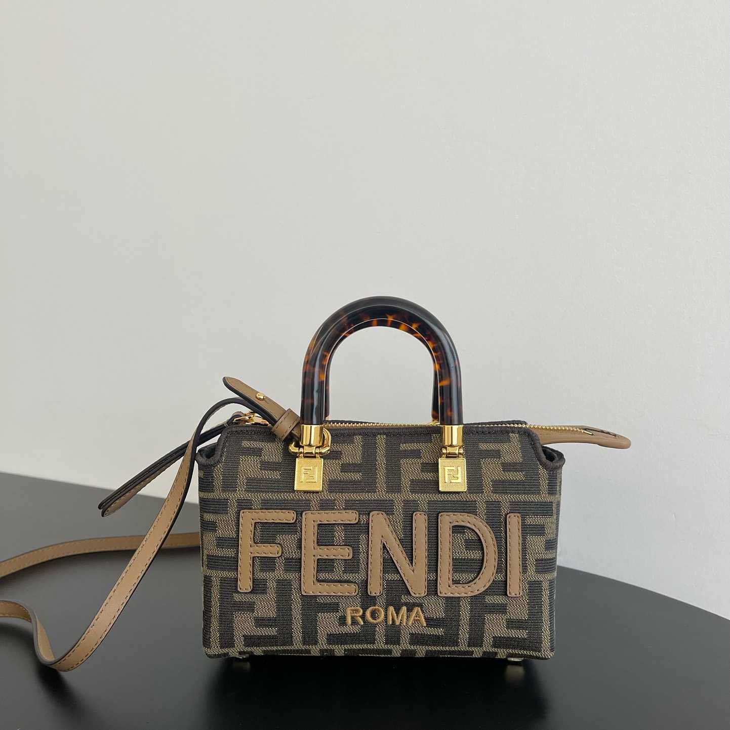 Fendi By The Way Tote Bag （17.5x18x8cm） - DopestKickz