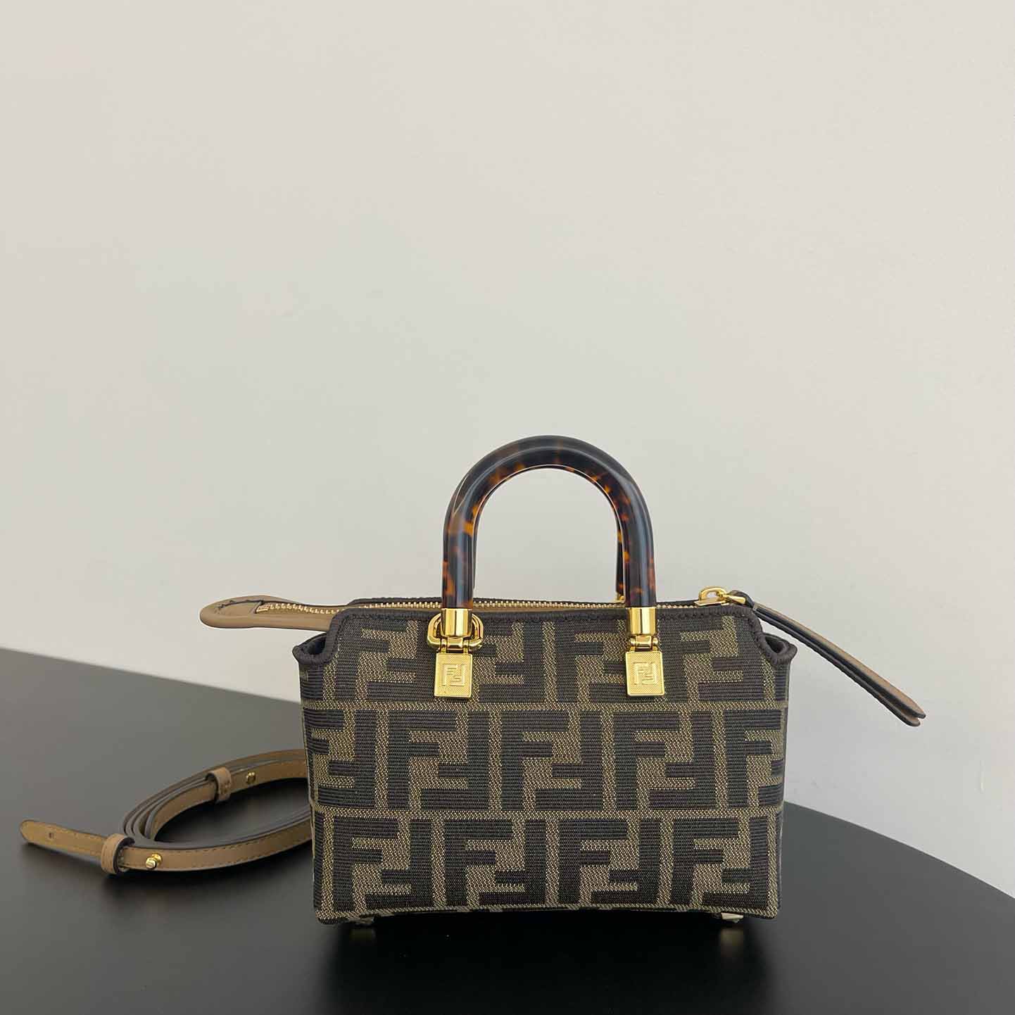 Fendi By The Way Tote Bag （17.5x18x8cm） - DopestKickz