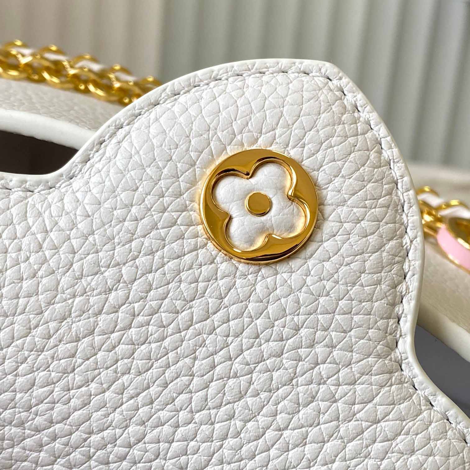 Louis Vuitton Capucines BB   M12279 - DopestKickz