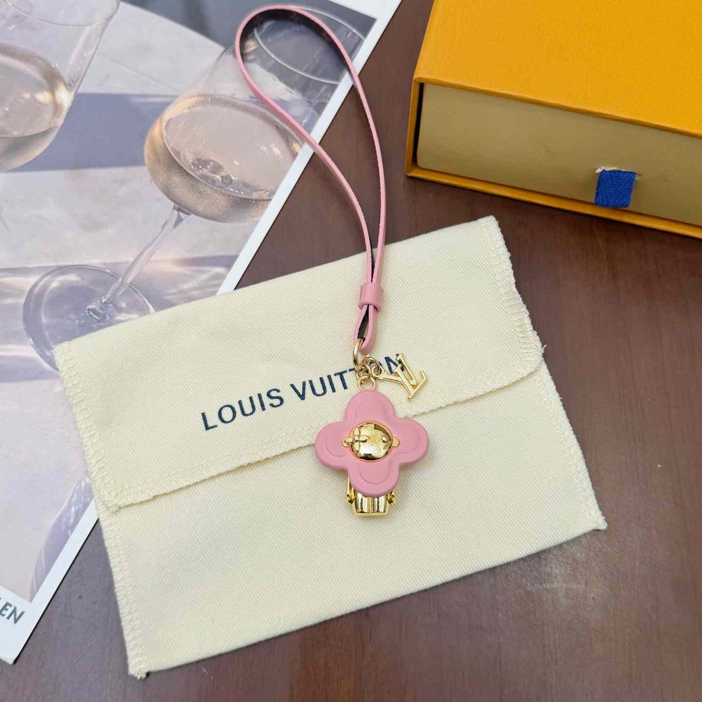 Louis Vuitton Mini Vivienne Bag Charm  M02127 - DopestKickz