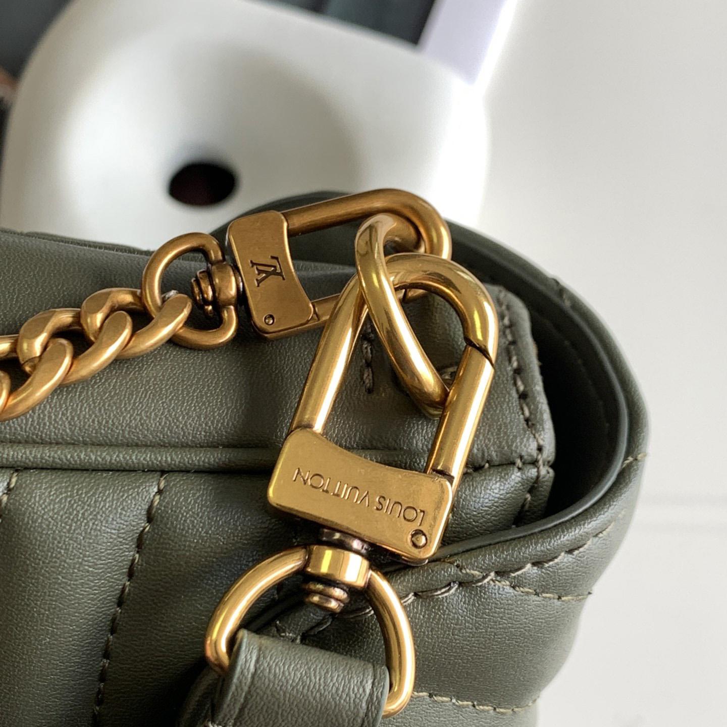  Louis Vuitton New Wave Multi-Pochette   （21x13x6.5cm）  M56471 - DopestKickz