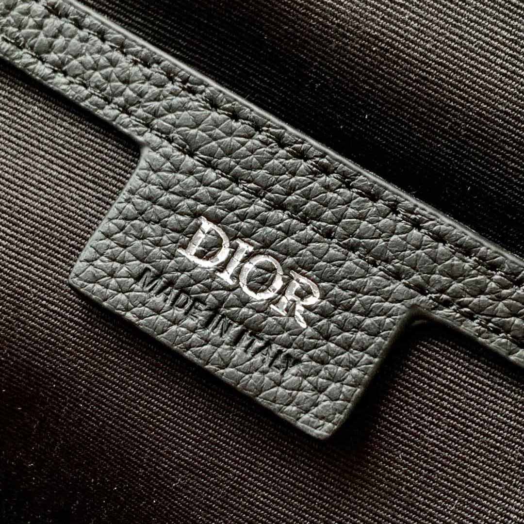 Dior Rider 2.0 Sling Bag  - DopestKickz