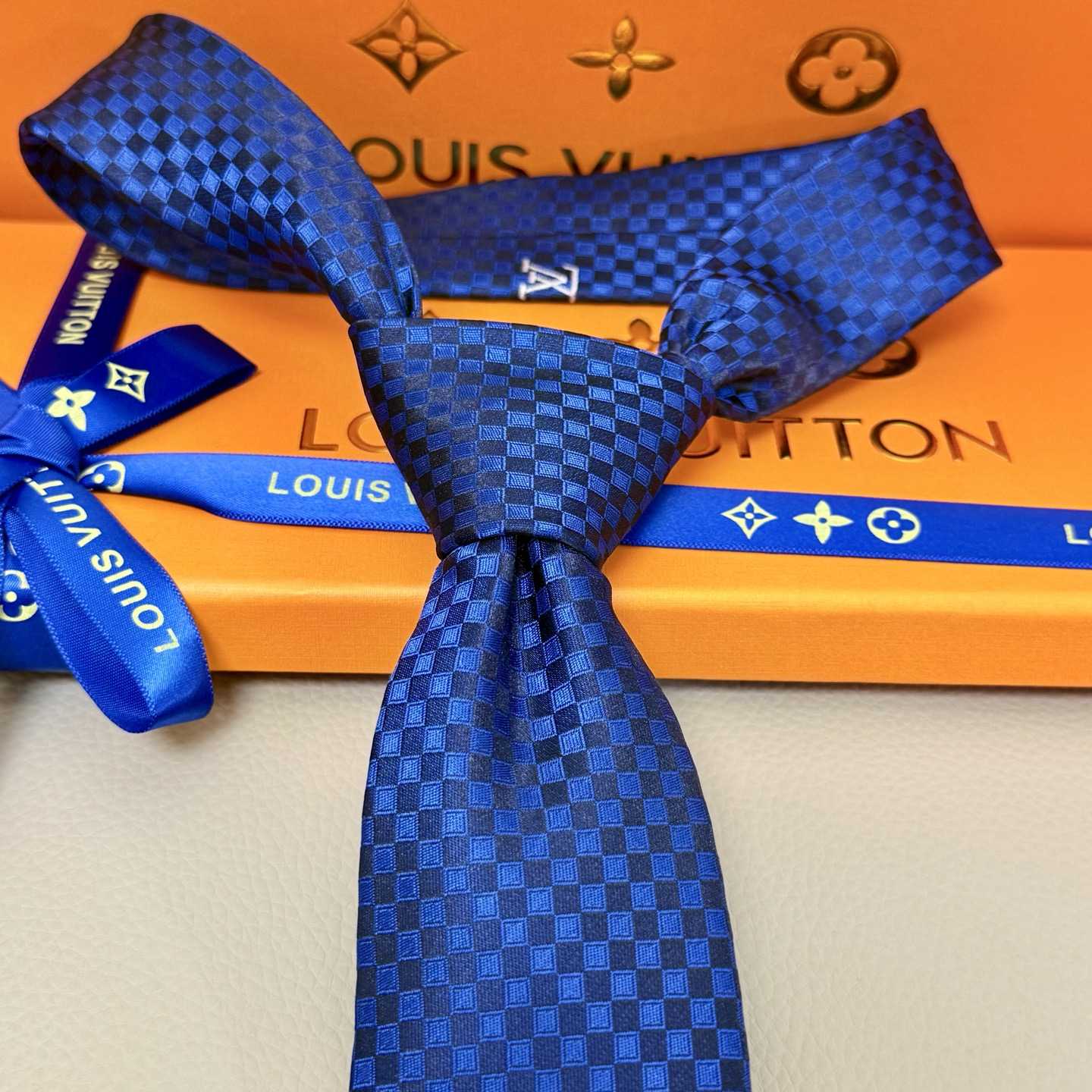 Louis Vuitton Damier Classique Tie - DopestKickz