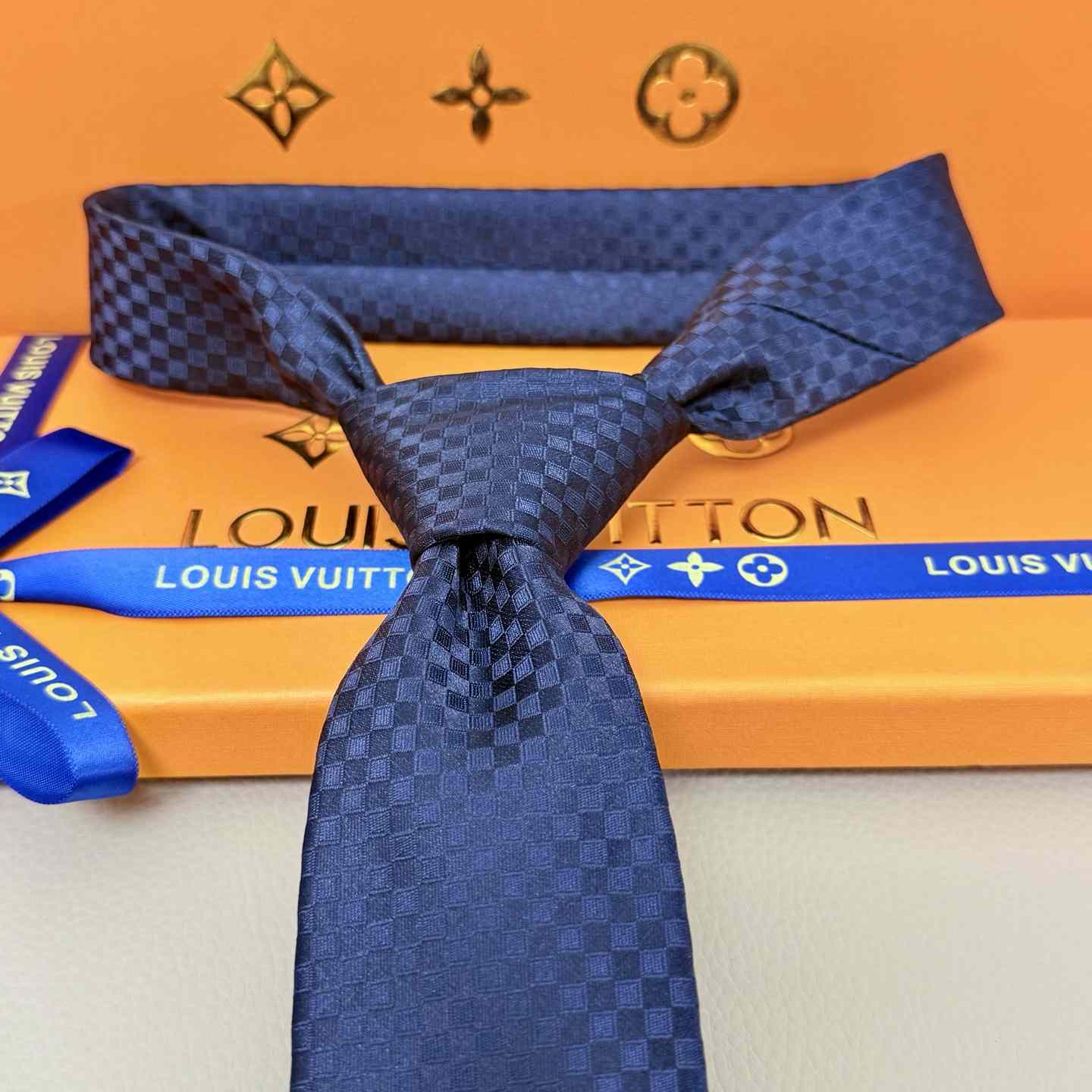 Louis Vuitton Damier Classique Tie - DopestKickz