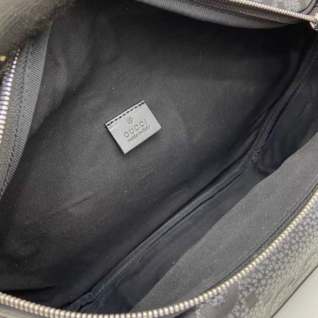 Gucci Medium Jumbo GG Belt Bag - DopestKickz