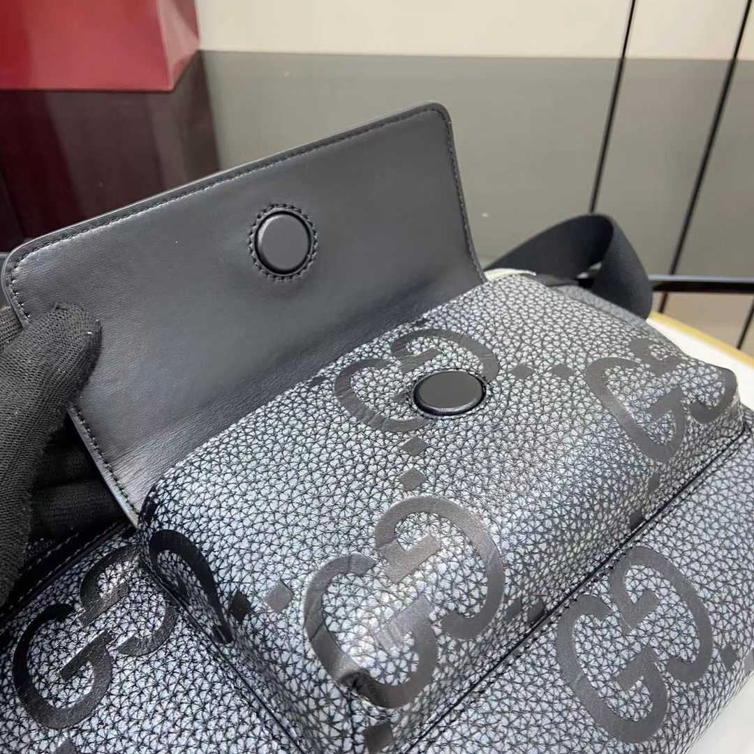 Gucci Medium Jumbo GG Belt Bag - DopestKickz
