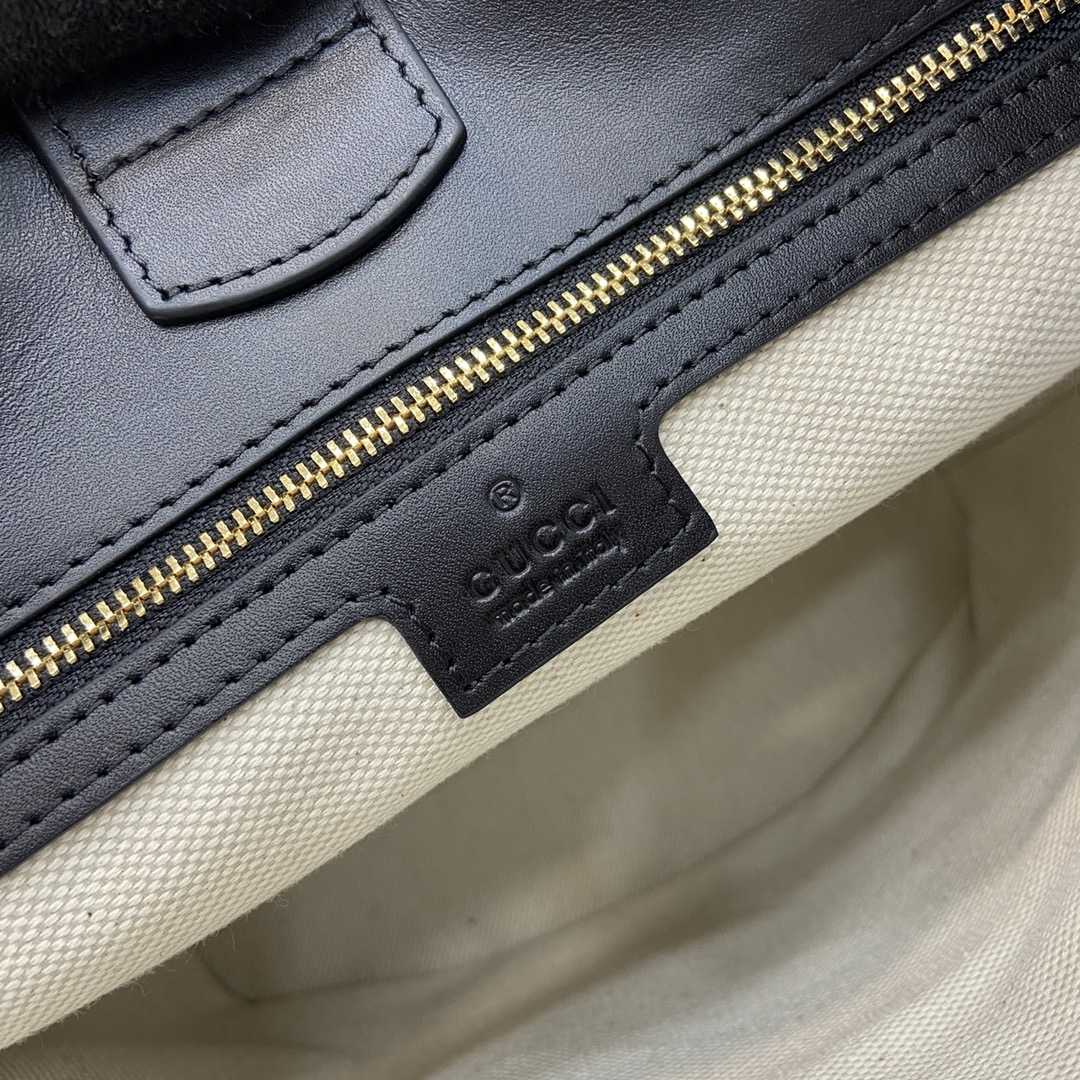 Gucci 73 Small Bucket Bag - DopestKickz