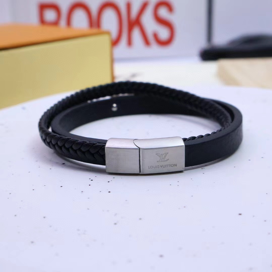Louis Vuitton Bracelet - DopestKickz