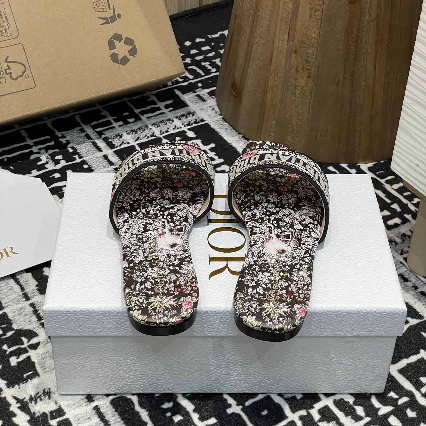 Dior Dway Slide  - DopestKickz