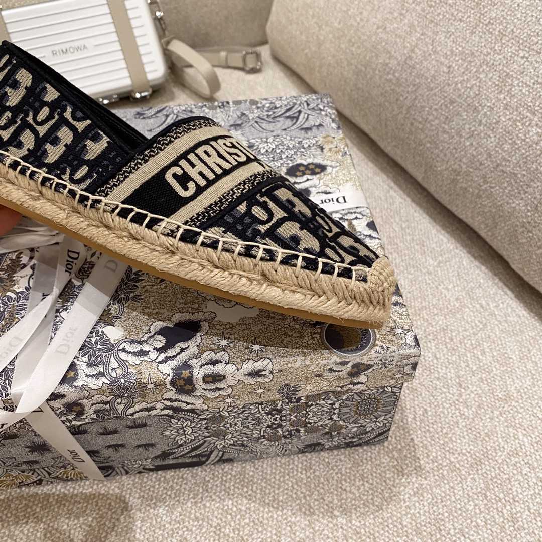 Dior Oblique Fisherman Shoes - DopestKickz