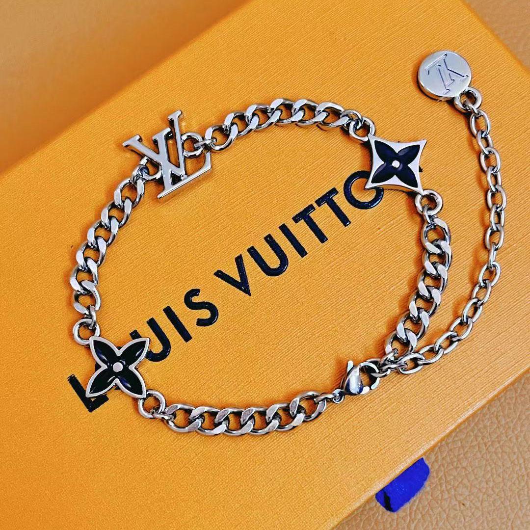 Louis Vuitton LV Spike Bracelet    M1520 - DopestKickz