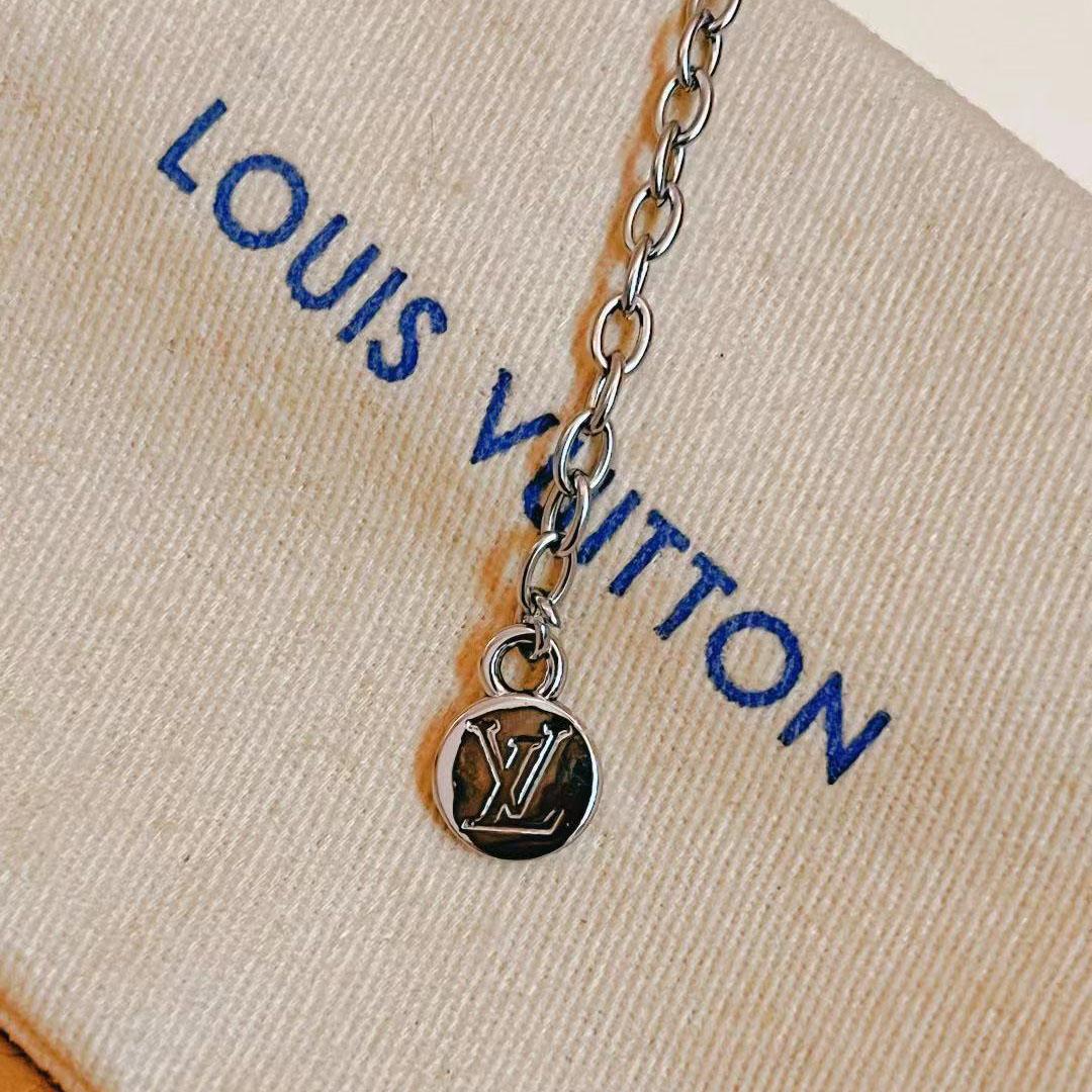 Louis Vuitton LV Spike Bracelet    M1520 - DopestKickz
