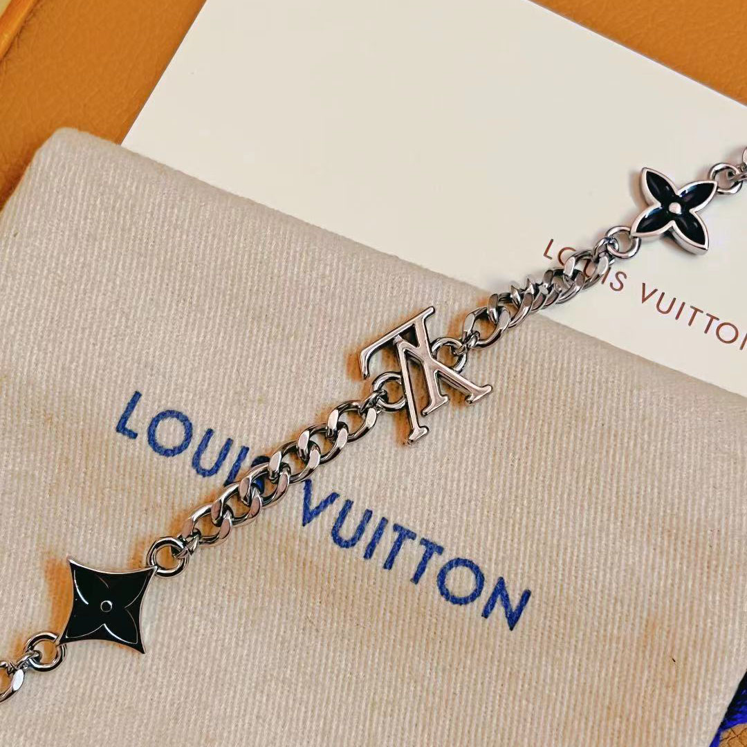Louis Vuitton LV Spike Bracelet    M1520 - DopestKickz