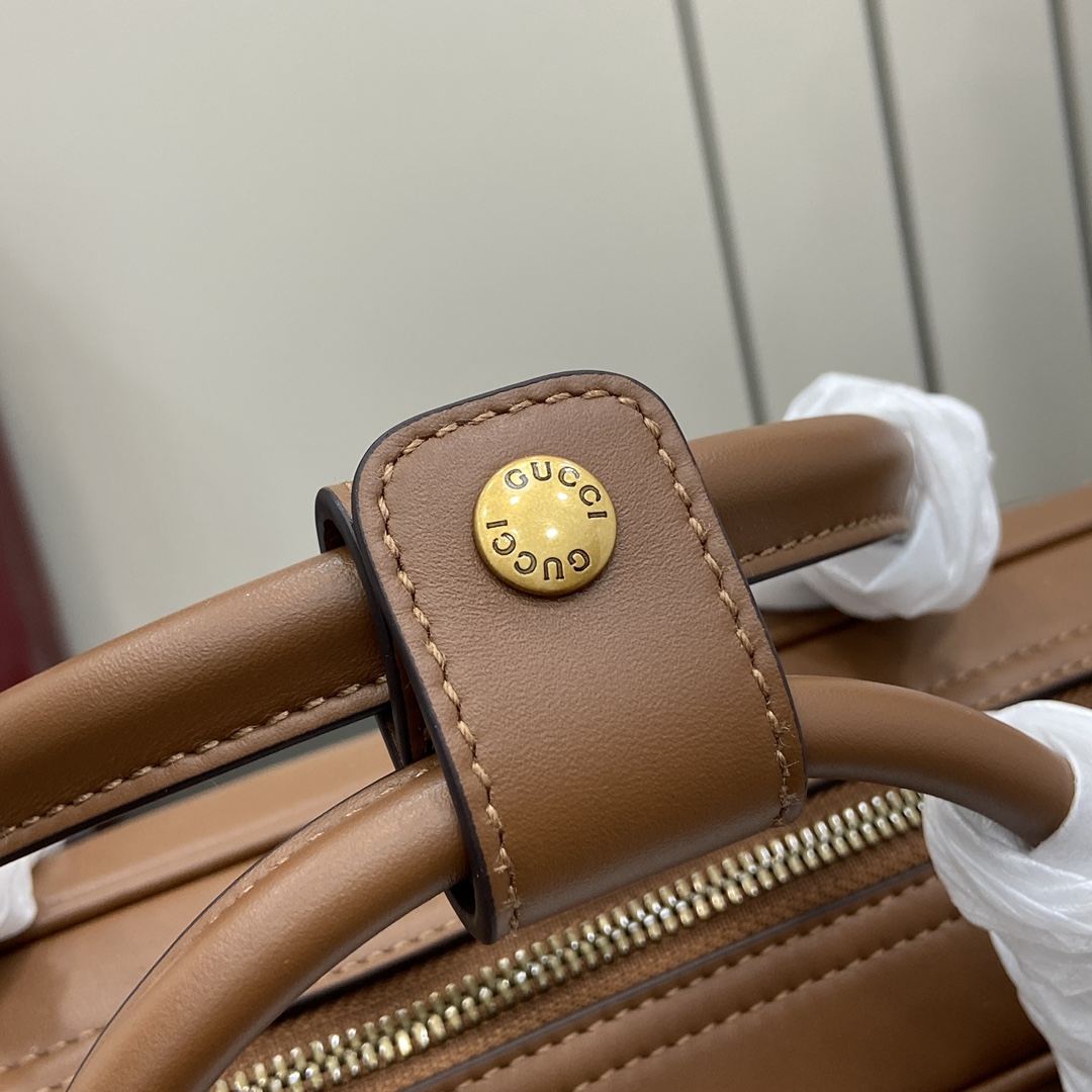Gucci GG Emblem Medium Briefcase - DopestKickz