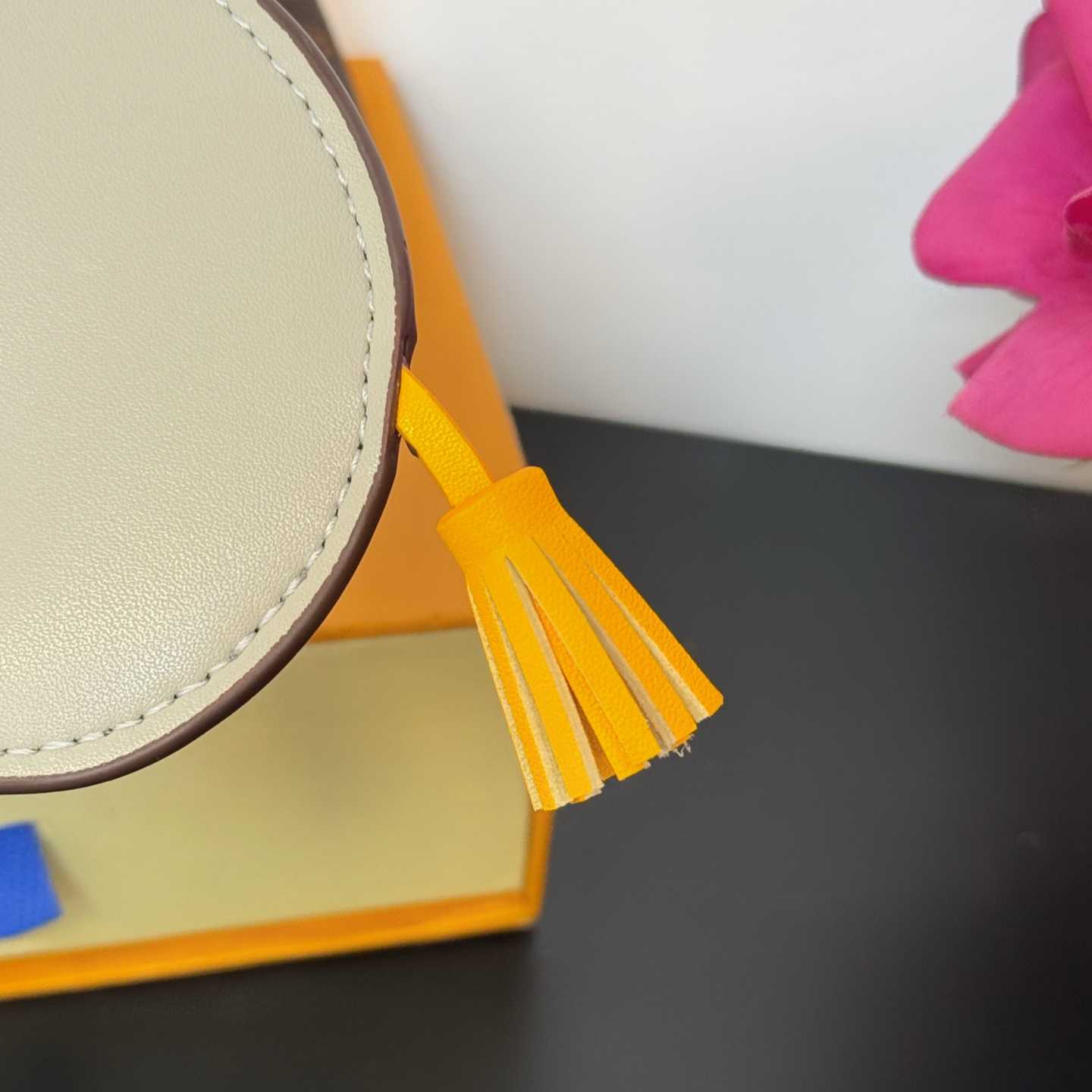 Louis Vuitton LV Elephant Bag Charm   M02384 - DopestKickz