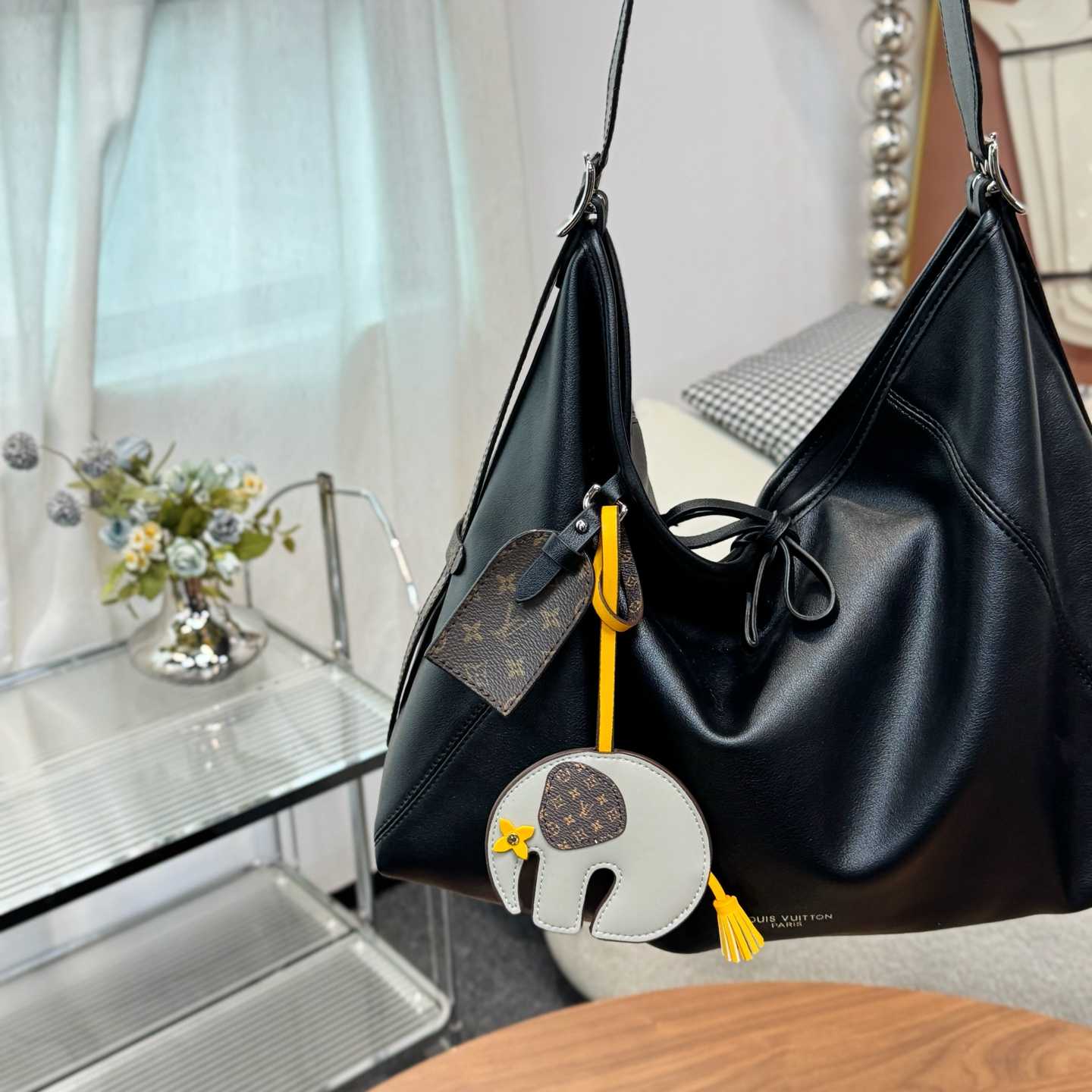 Louis Vuitton LV Elephant Bag Charm   M02384 - DopestKickz