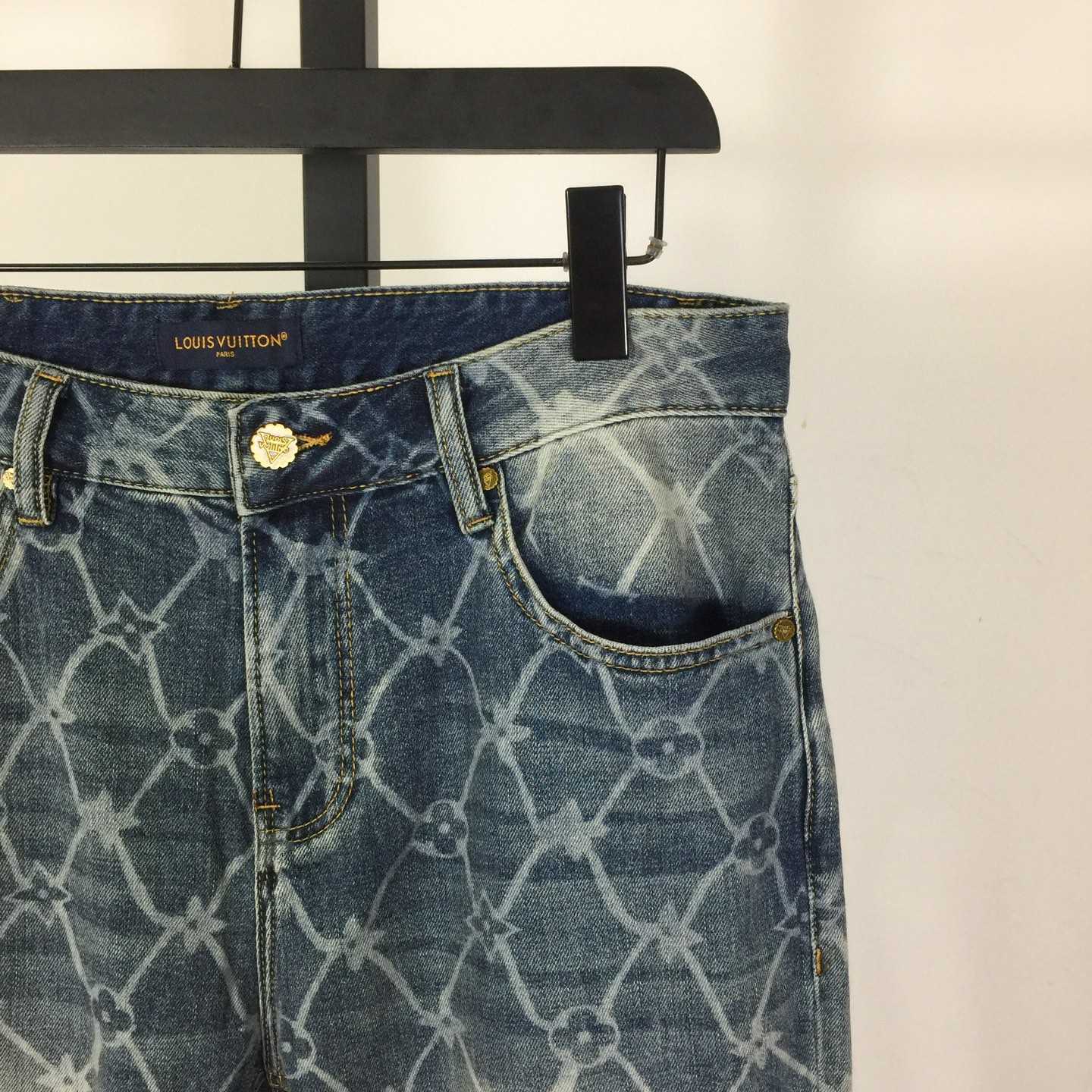 Louis Vuitton Jeans - DopestKickz