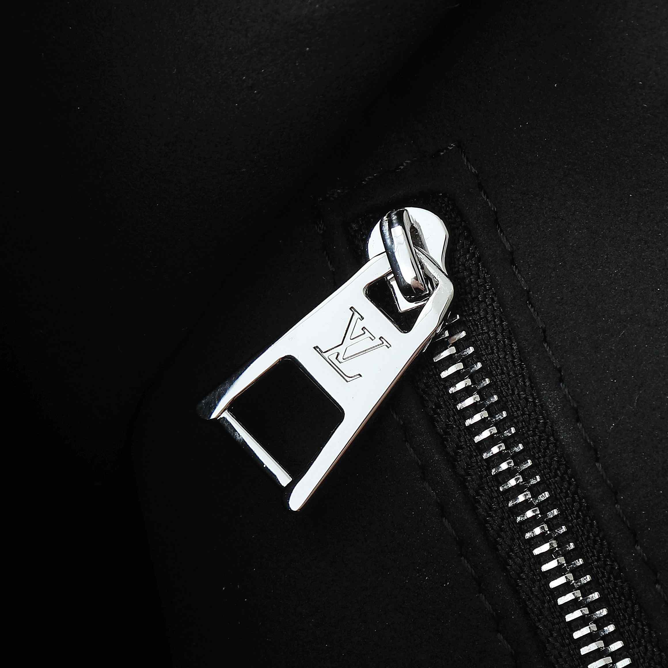 Louis Vuitton OnTheGo PM   M14576 - DopestKickz