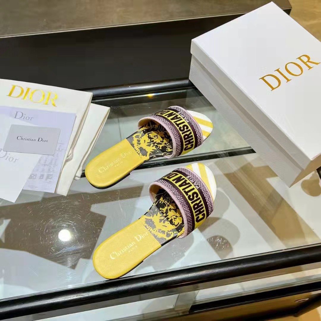 Dior Dway Slide  - DopestKickz