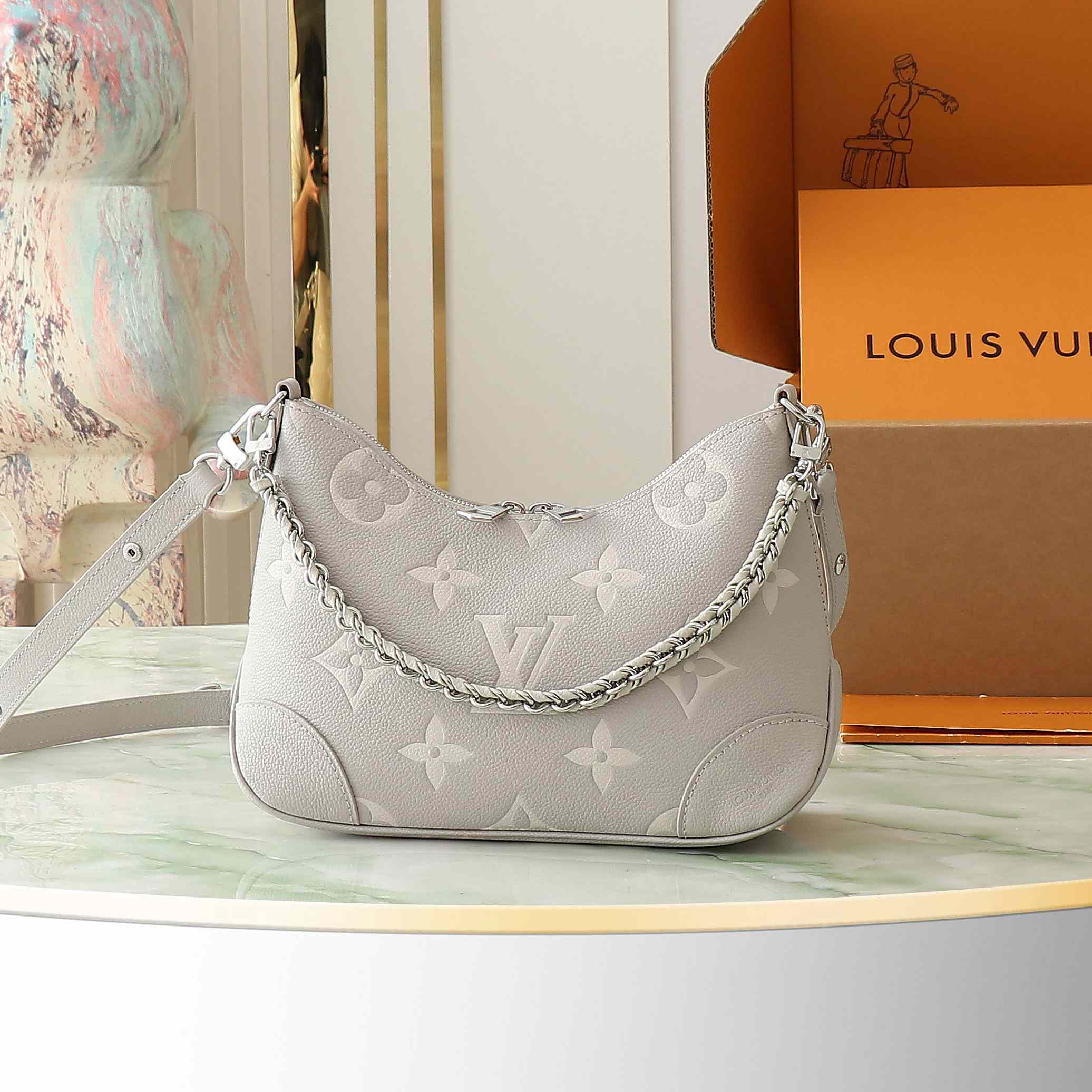 Louis Vuitton Boulogne   M14211 - DopestKickz