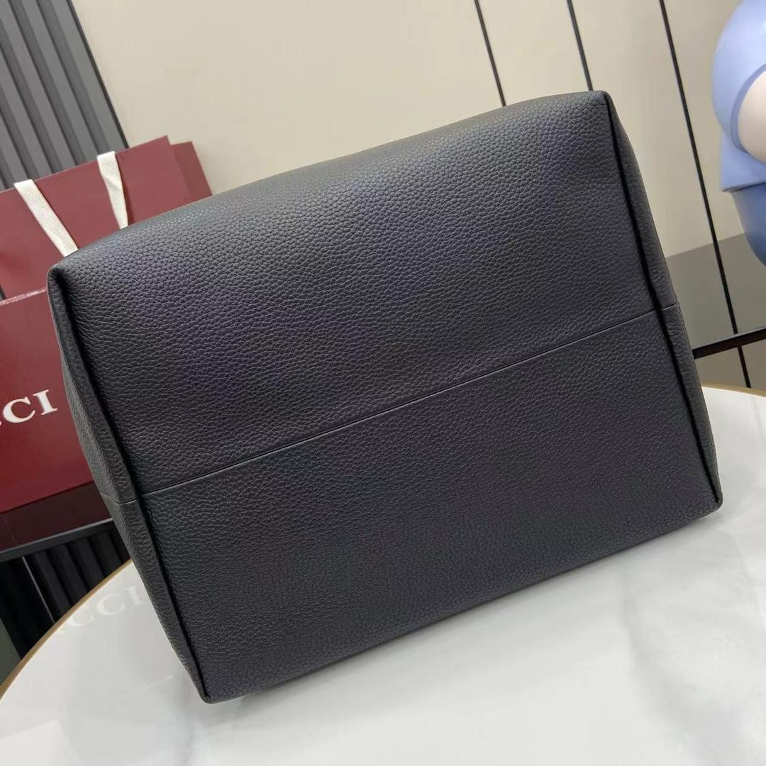 Gucci Totissima Large Reversible Tote Bag - DopestKickz