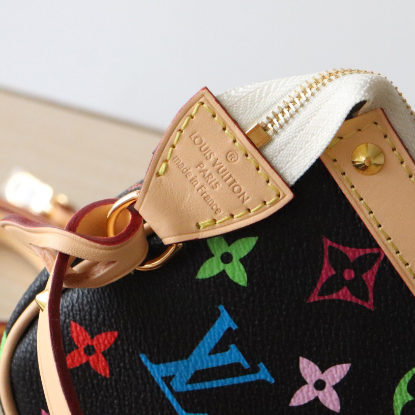  Louis Vuitton Pouch Pochette  22*13cm   M92649 - DopestKickz