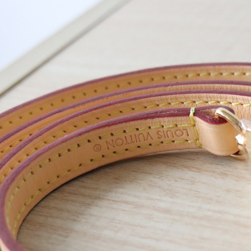  Louis Vuitton Pouch Pochette  22*13cm   M92649 - DopestKickz