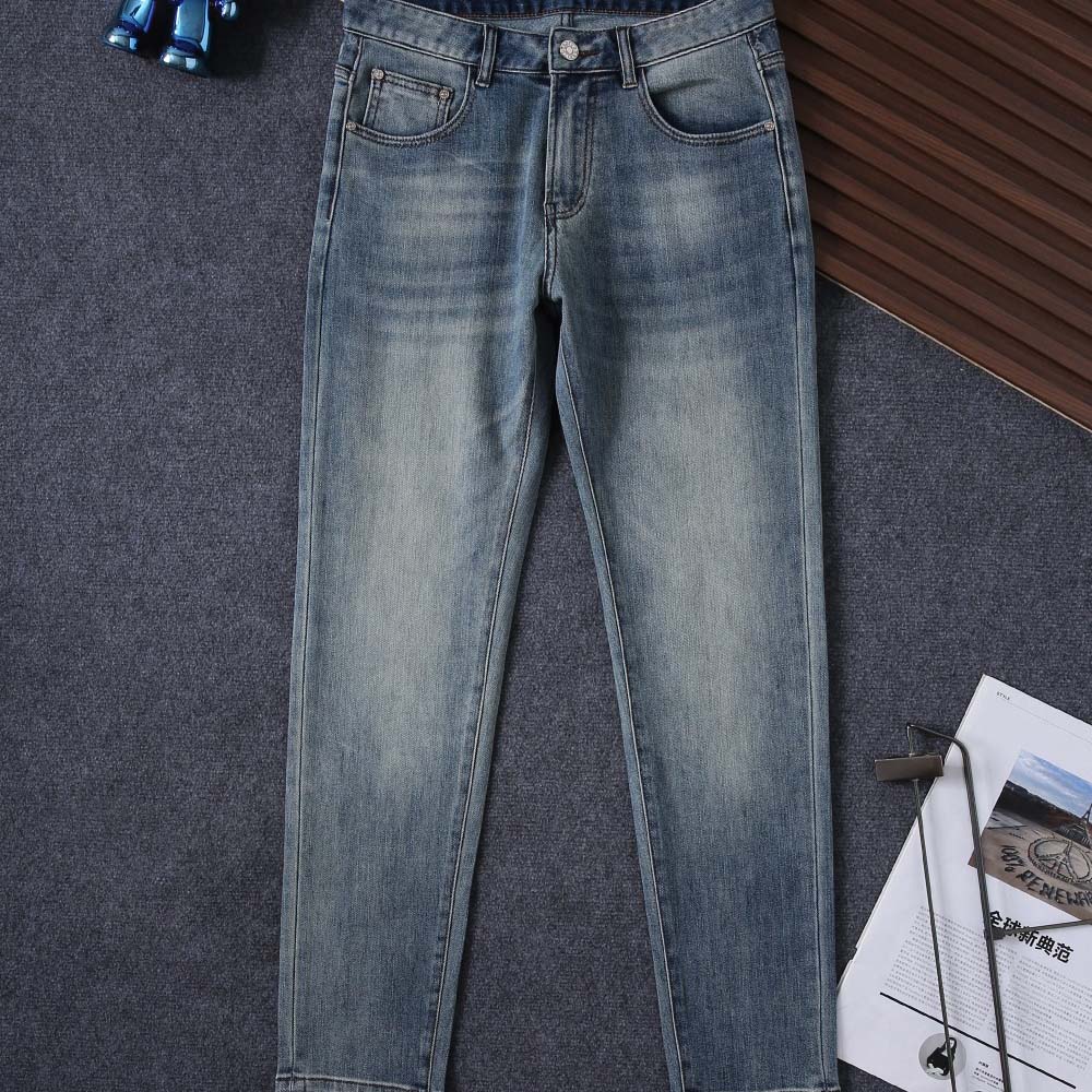 Gucci GG Denim Jeans - DopestKickz
