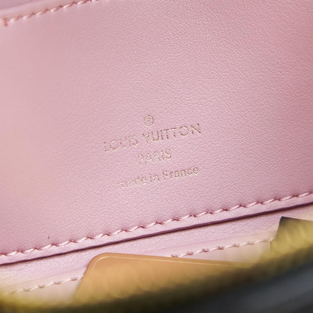 Louis Vuitton Vanity PM   M25123 - DopestKickz