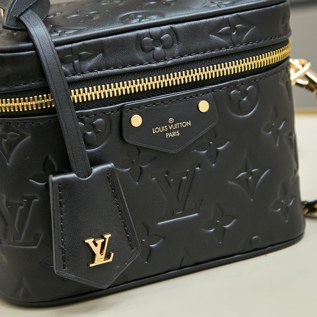 Louis Vuitton Vanity PM   M25123 - DopestKickz